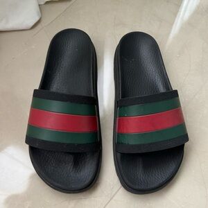 GUCCI slides